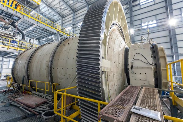 Clay control and slurry viscosity management in mineral processing grinding circuit using FLOMIN™ GDA.