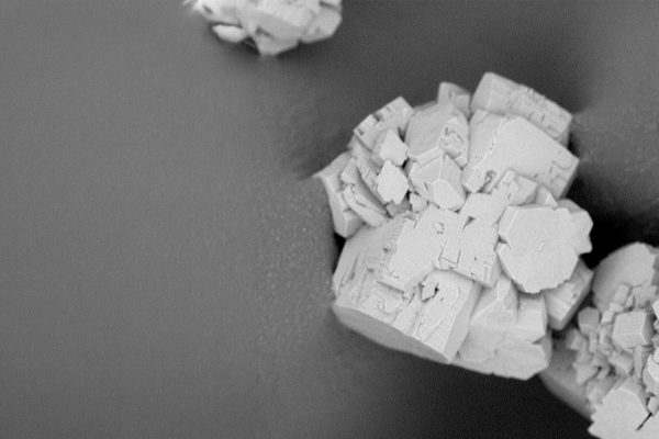 Crystal morphology control in alumina and phosphate processing using FLOMIN™ CGM.